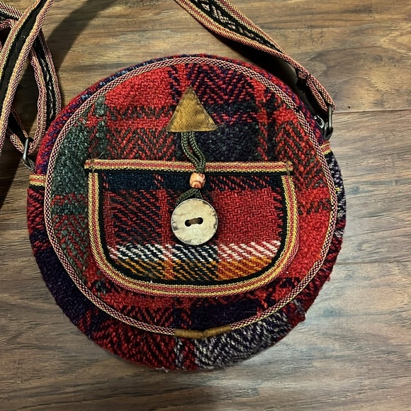Round Multi Colored Crossbody With Adjustable Strap - Picture 2 of 6